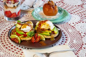 Poached quinces