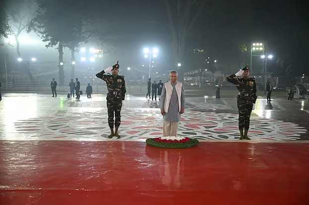 collected In the first hour of Ekushey February, the Shaheed Dibas (Martyrs' Day) and International Mother Language Day, the interim government's chief advisor, Professor Muhammad Yunus, paid humble tribute to the language martyrs at the Central Shaheed Minar.