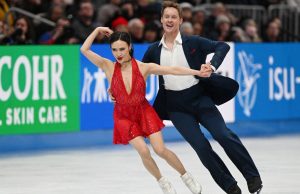 Figure Skating-Liu delivers stunner to take gold at world championships